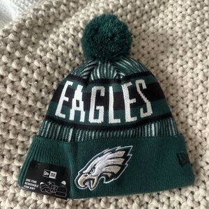 Eagles kids beanie - never worn